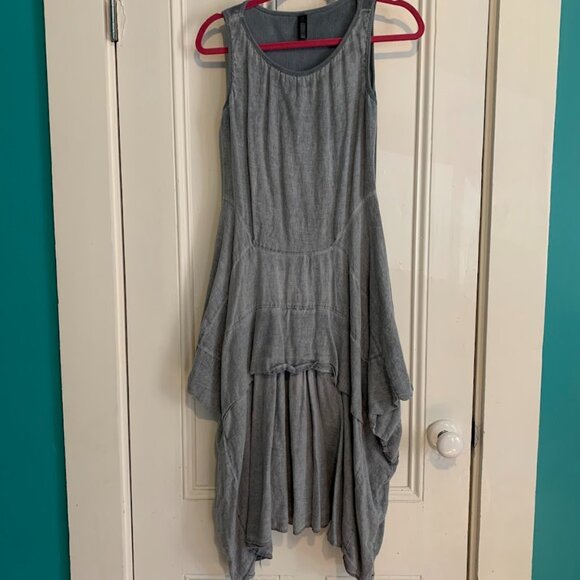 Inizio | Gray Linen Flutter Dress Medium - Picture 1 of 5